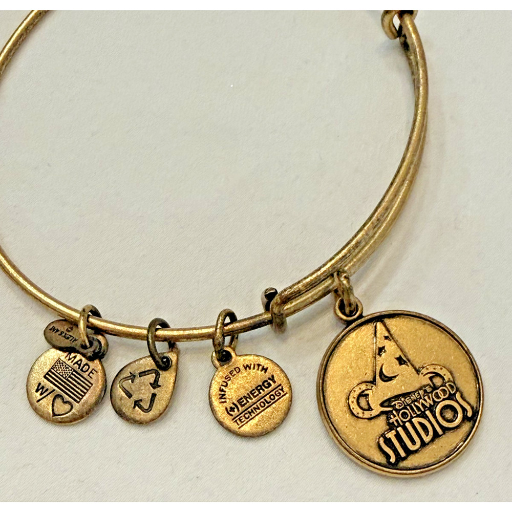 Disney Alex And Ani Hollywood Studios Sorcerer Hat Gold Bangle Charm Bracelet - Picture 1 of 9